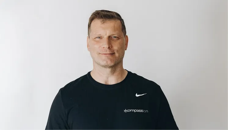 Matthias Pefestorff-Imoudu – Physiotherapeut & Geschäftsführer bei Kompassion Potsdam