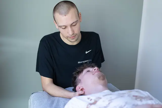 Maximilian Guder – Physiotherapeut bei Kompassion Potsdam